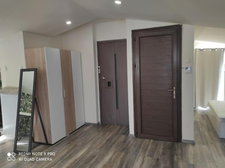 Σοφίτα Καλλύνω Apartment Thessaloniki Exterior photo